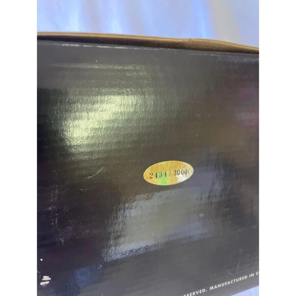 The Kingdom GOG Cold Cast Porcelain Hand Painted Medium Sized Statue - Picture 11 of 16